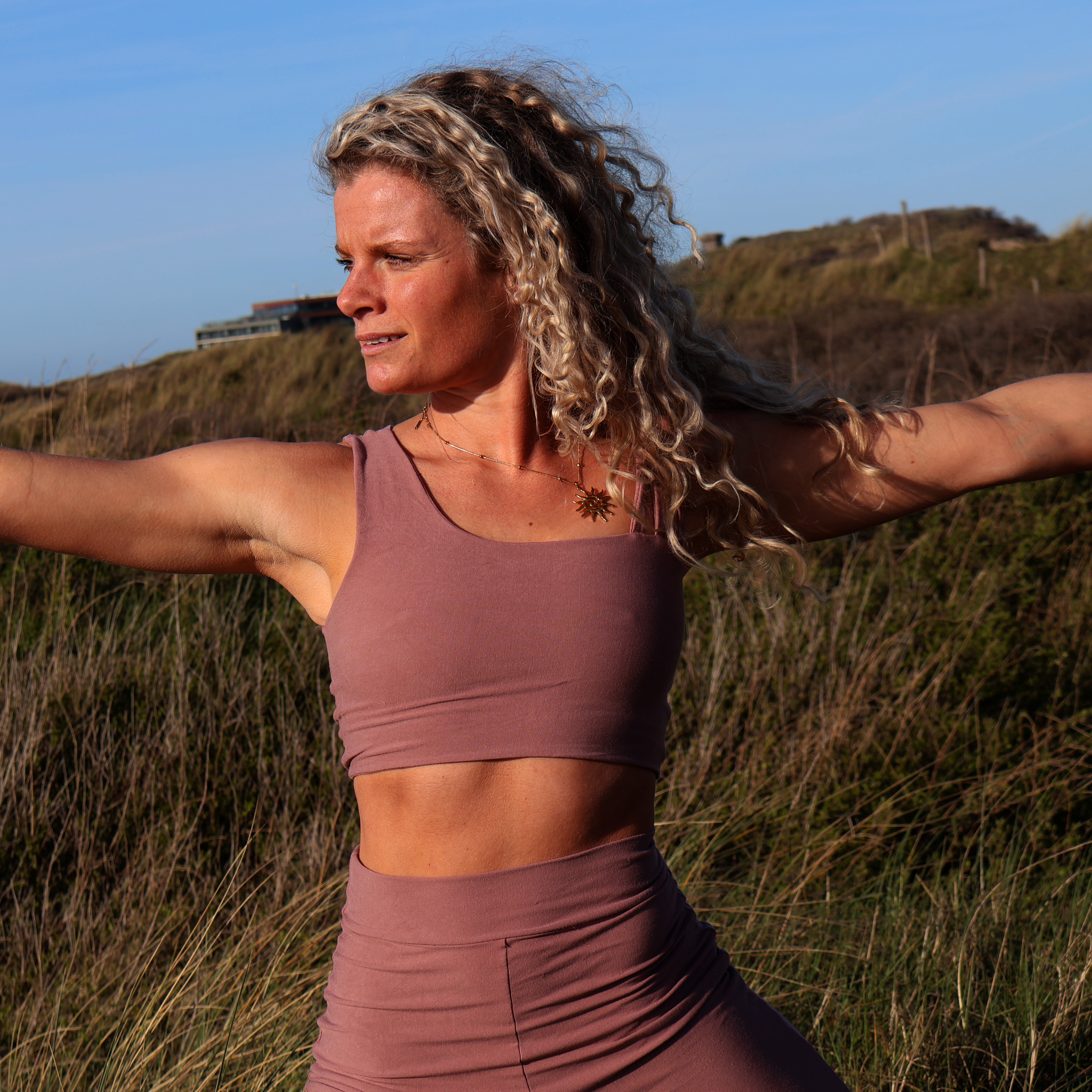 Aluna Top | One shoulder Yoga Top